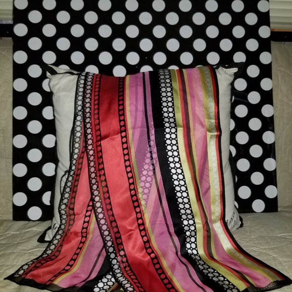 Classy dressy silk scarf, bold, beautiful - Picture 3 of 3